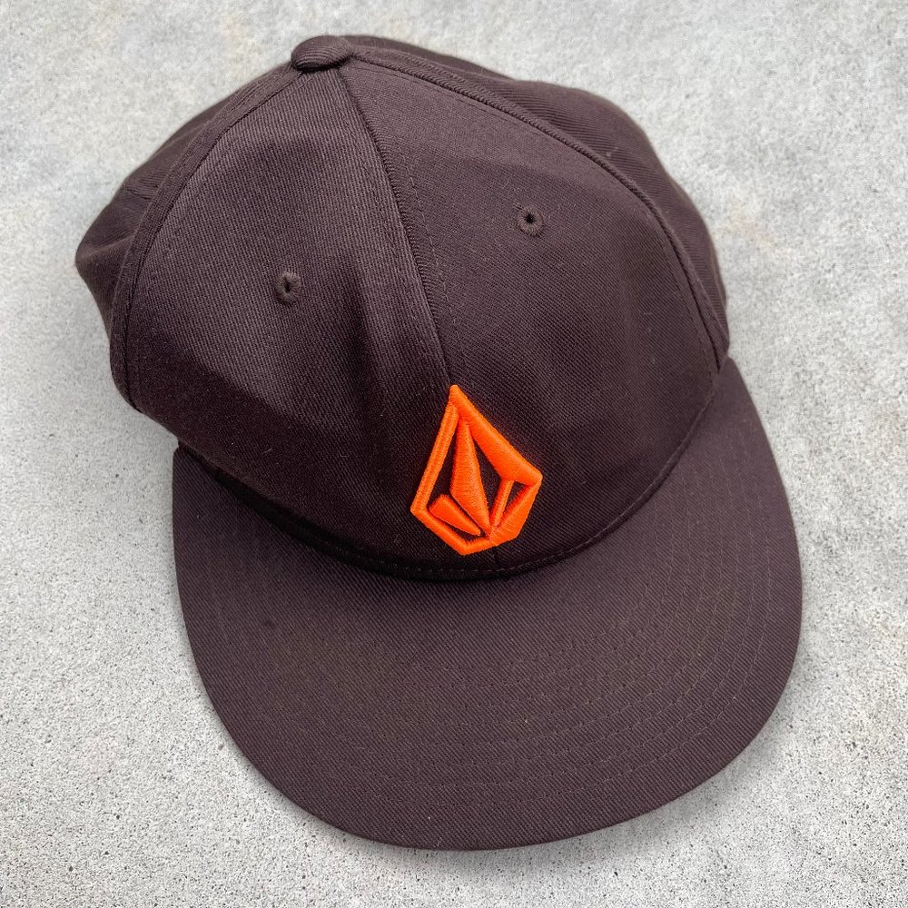 5 for $25 ⭐️ Volcom stone vintage hat